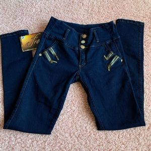 Colombian butt lifter